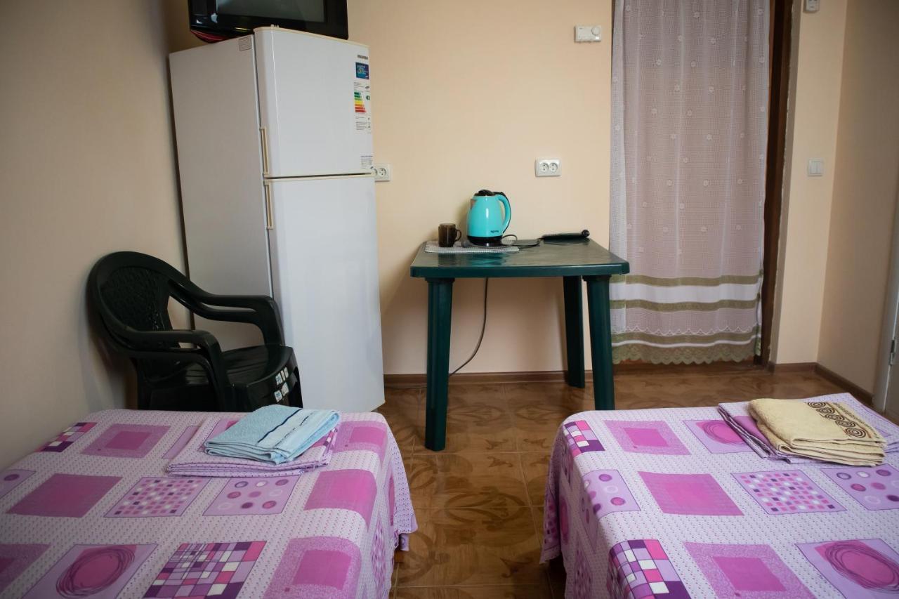 База Відпочинку "Сонячна" Primorskoye Esterno foto