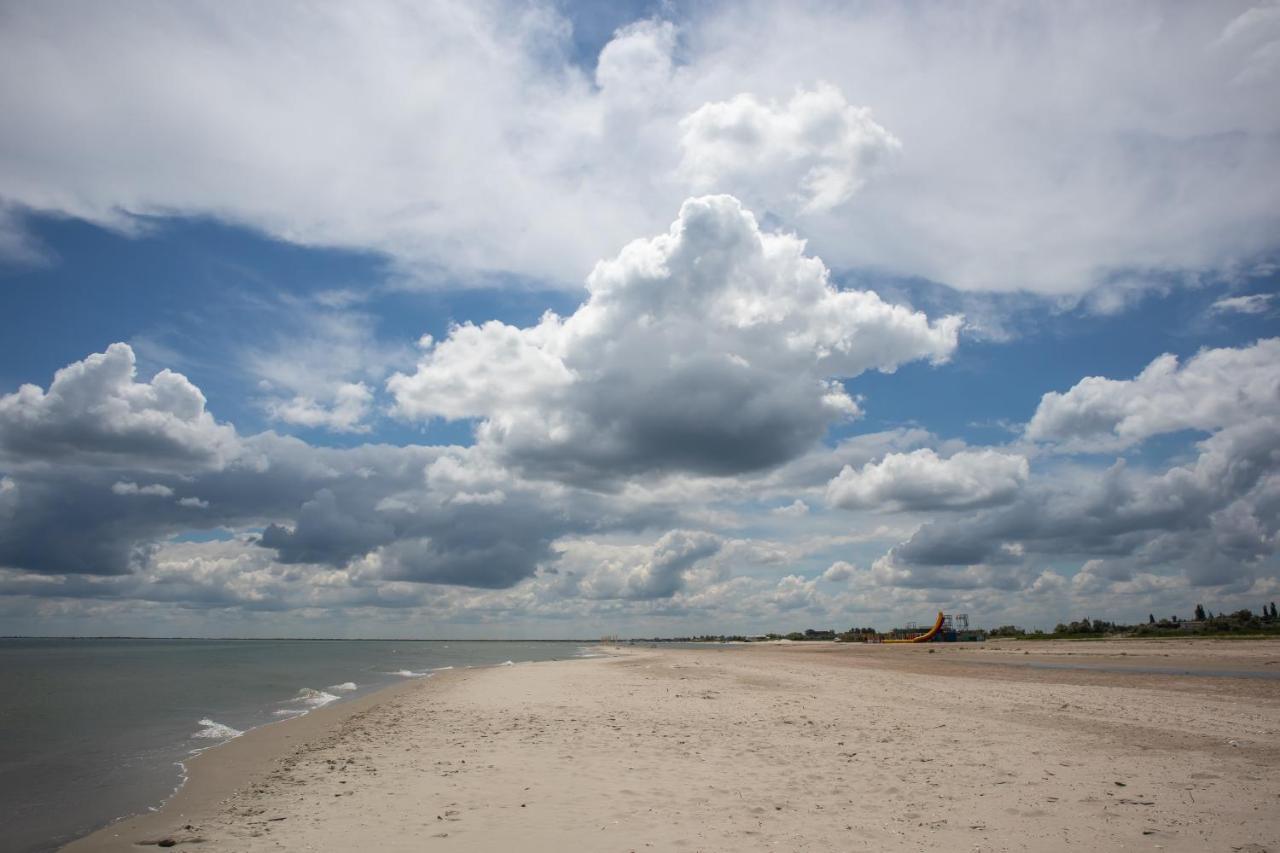 База Відпочинку "Сонячна" Primorskoye Esterno foto
